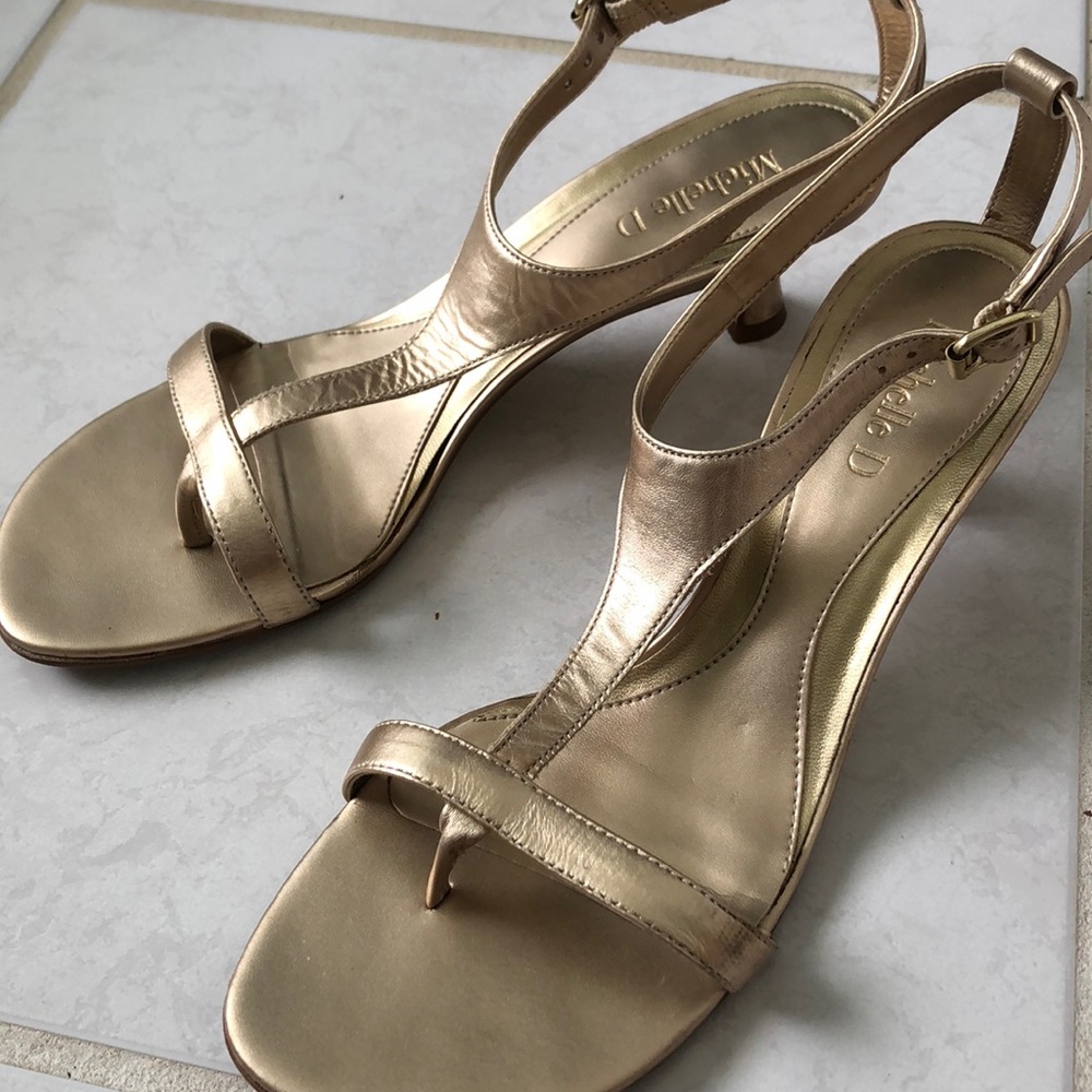 Michelle D. heels